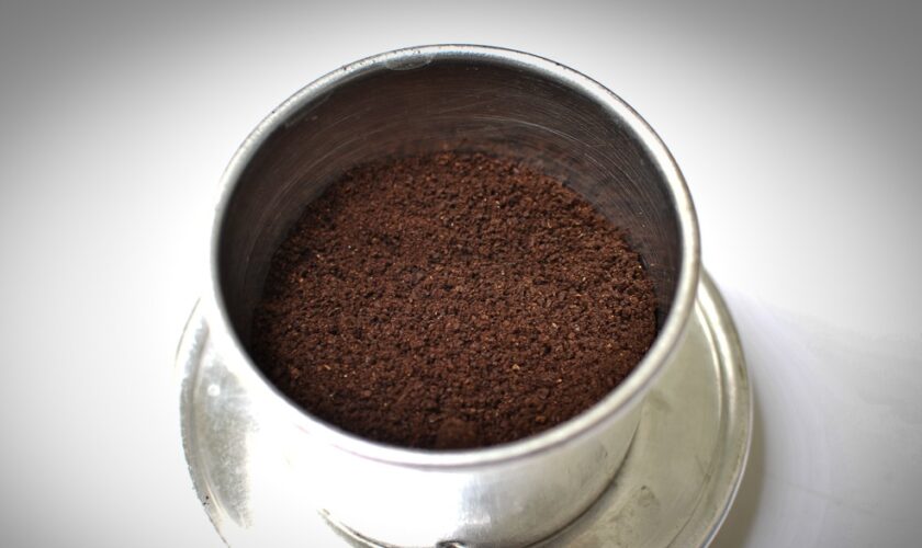 Hướng dẫn cách pha cafe phin 250g nguyên chất và thơm ngon nhất