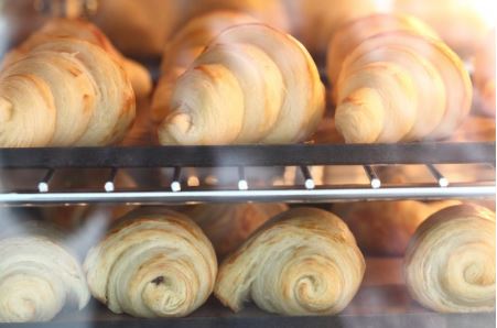 Cách làm bánh sừng bò ngàn lớp – Croissant chuẩn vị – Lò Nướng Bánh